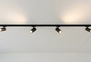 Modern lighting track